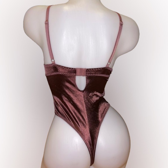 La SENZA Satin Bodysuit - Picture 3 of 3
